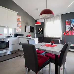 House Zaton Nin